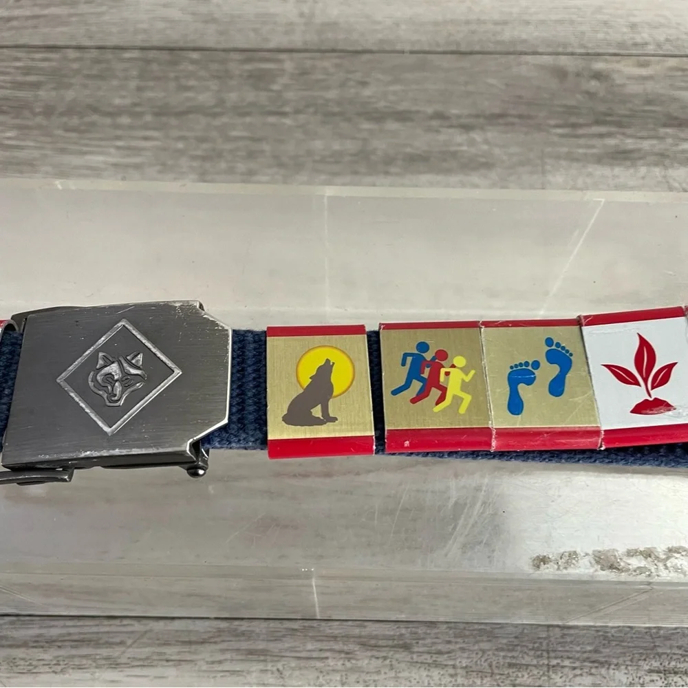 Boyscouts Blue Web Belt Size 28 with 9 Merit Metal Slides Sliders